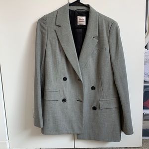 Aritzia oversized blazer